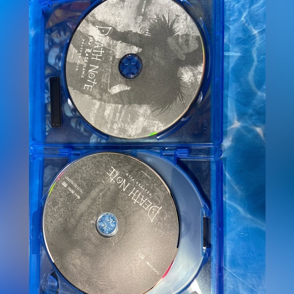 Death Note / Death Note: The Last Name Double Feature - Blu-ray + DVD + Digital - Picture 5 of 7
